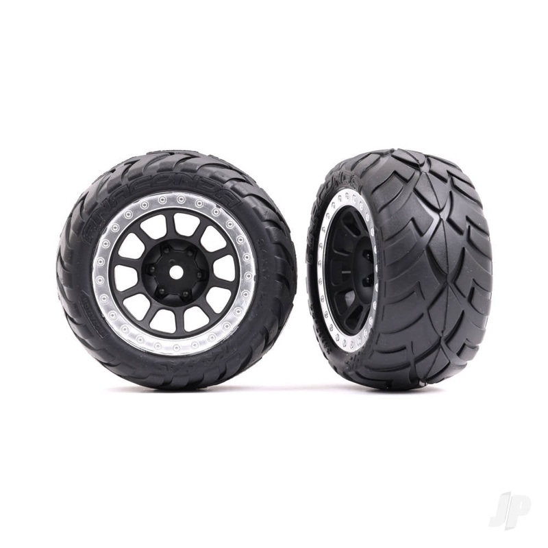 Tyres & wheels assembled (2.2in graphite gray satin chrome beadlock wheels Anaconda 2.2in Tyres with foam inserts) (2) (Bandit rear)