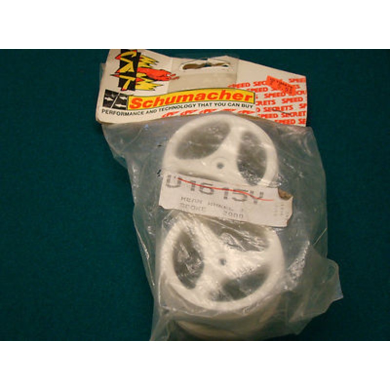 Schumacher Rear Wheels; White 3 Spoke Cat 2000 U1615Y (Box 103)