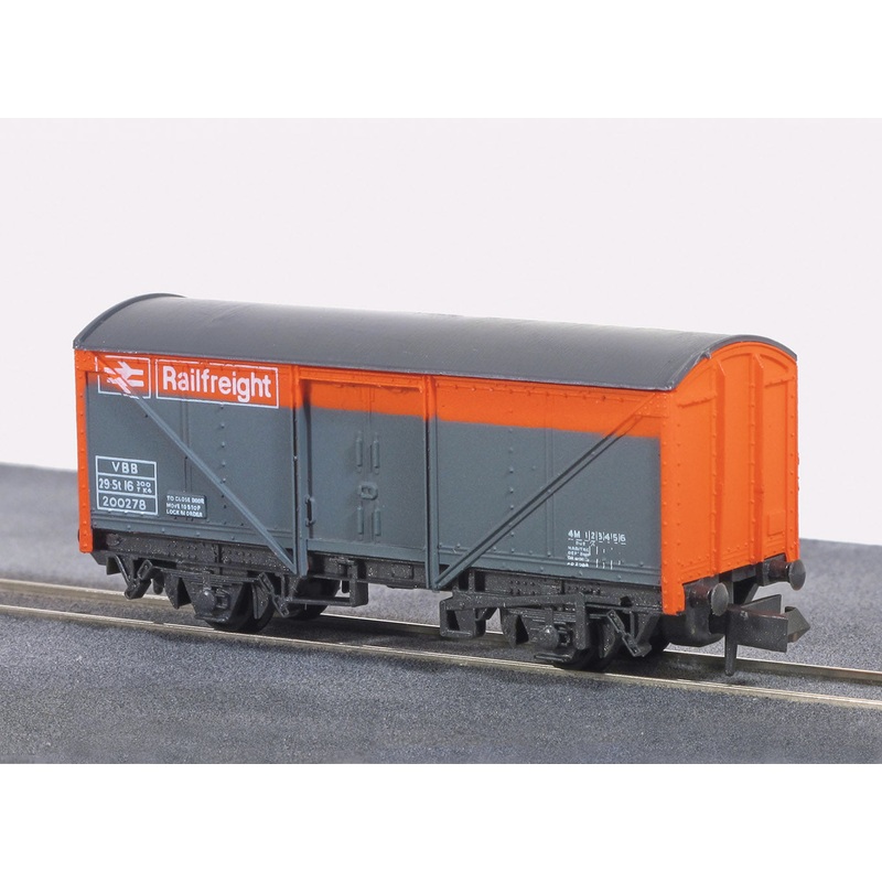 Railfreight Van BR red/grey