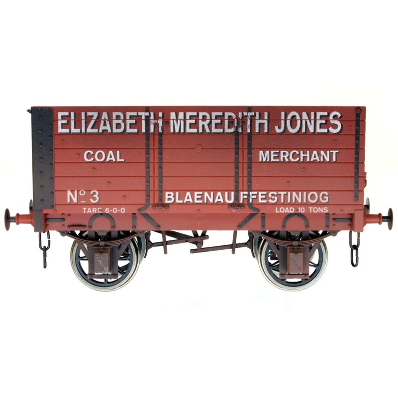 7 Plank 9 W/B Three Door Elizabeth Jones No 3 Weathered