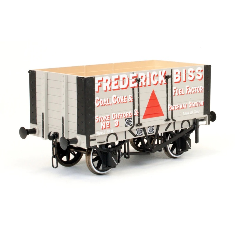 7 Plank 9 W/B Two Door Frederick Biss 3