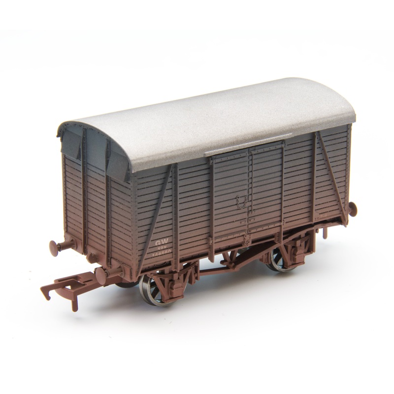 Box Van GWR 144860 Weathered