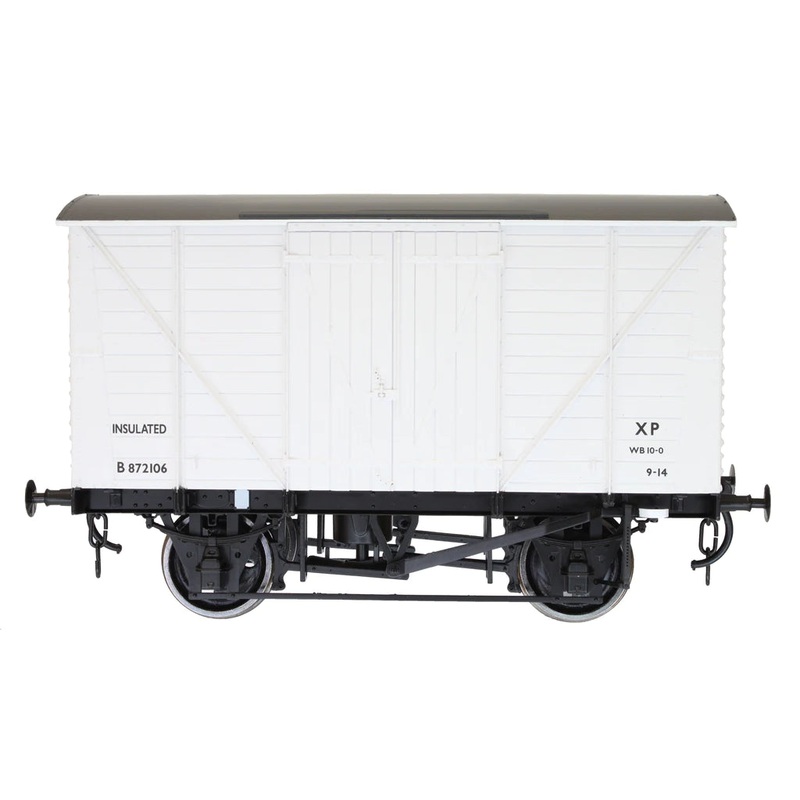BR Insulated Van Diag 0251 White B872106