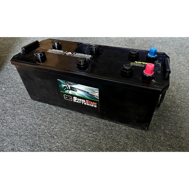 N94 Ford Tractor Battery 12V 850 CCA