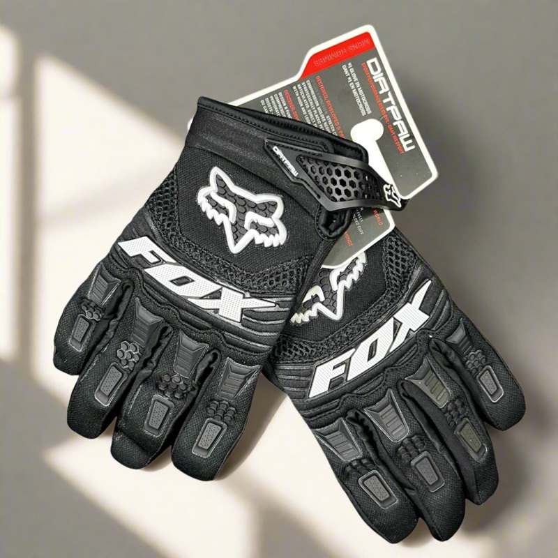 DIRTPAW Motocross Gloves  F.O.X  – Black and white V2