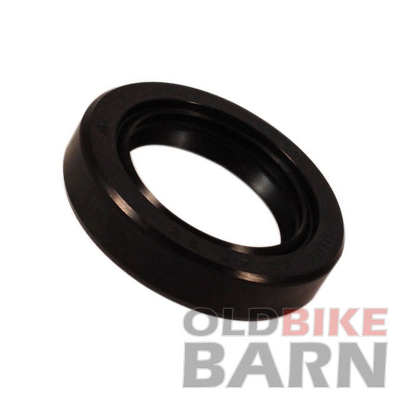 Honda 76-79 GL1000 / 80-82 GL1100 Rear Wheel Seal Kit