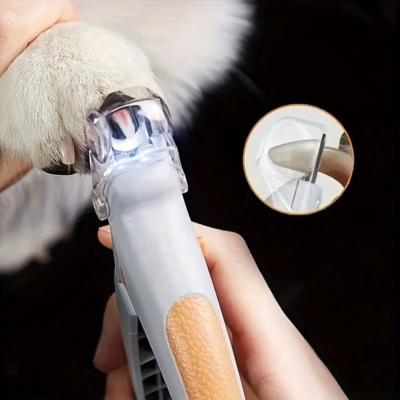 1pc illuminated LED Dog & Cat Nail Clipper – Safe & Precise Trimming – Comfort Grip for Grooming