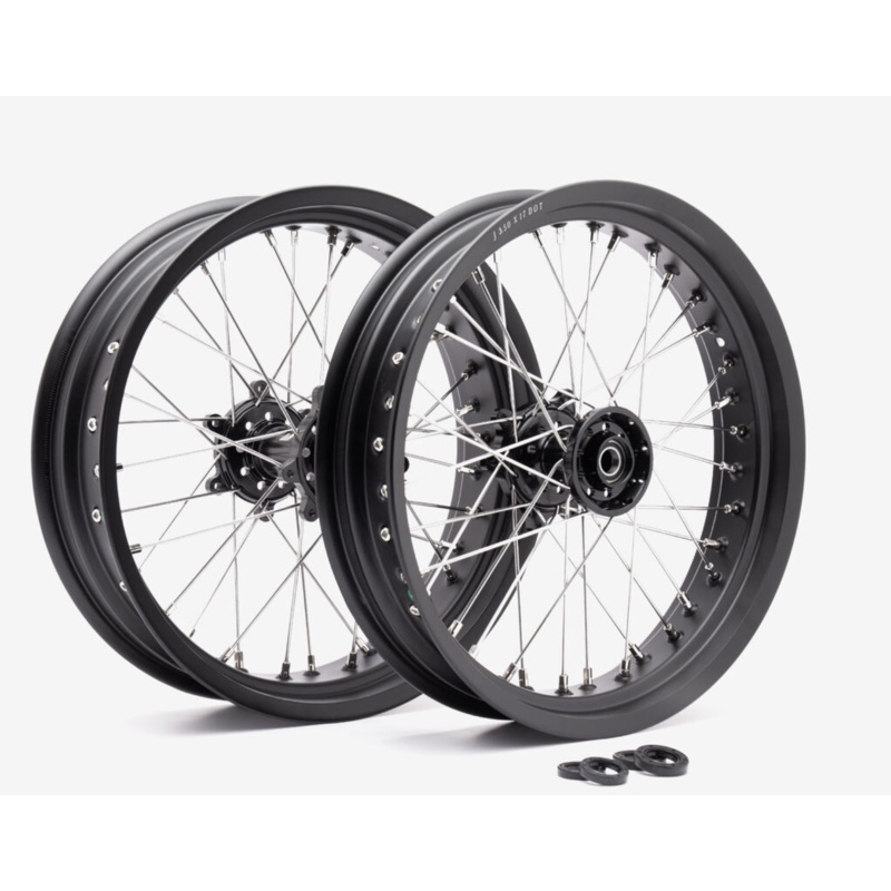 CLEARANCE Full-E Charged Front And Rear Wheel Set 17inch X 3.5 & 17inch X 4.25 for Ultra Bee Black