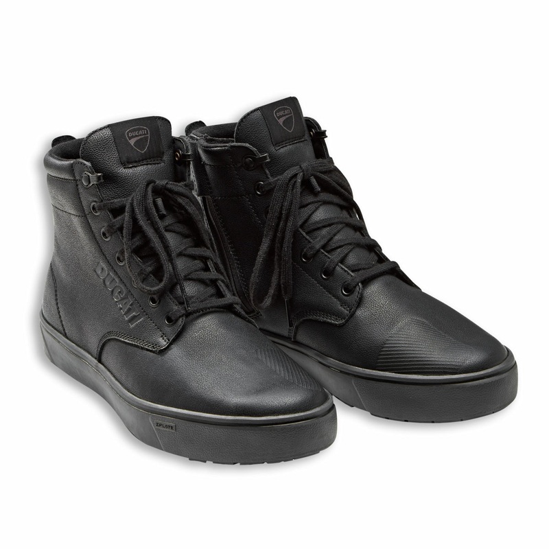 Ducati Downtown C2 – Technical short boots