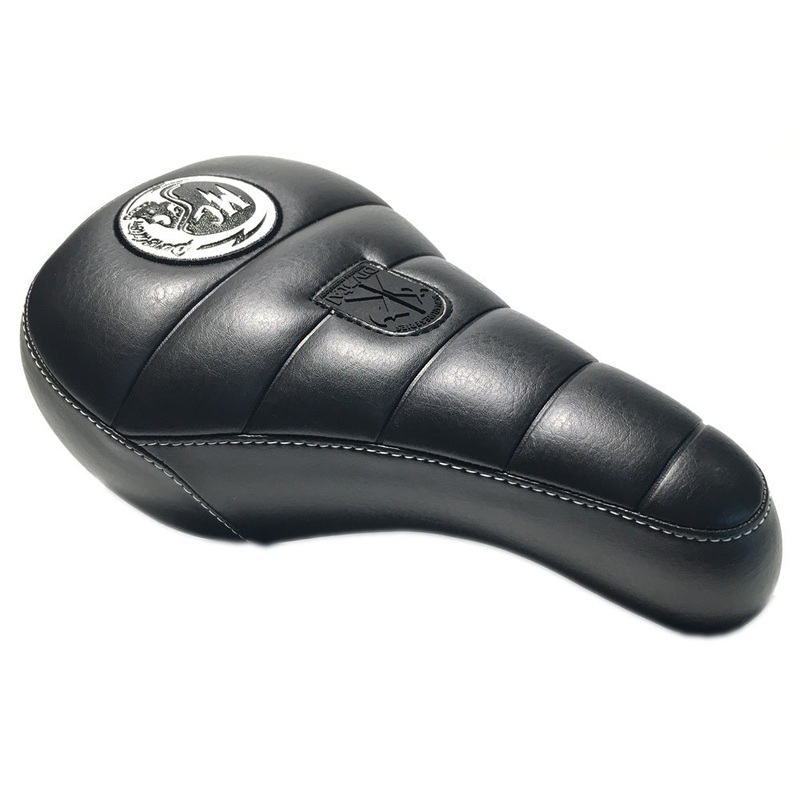 DEMOLITION CORDOVA PIVOTAL SEAT