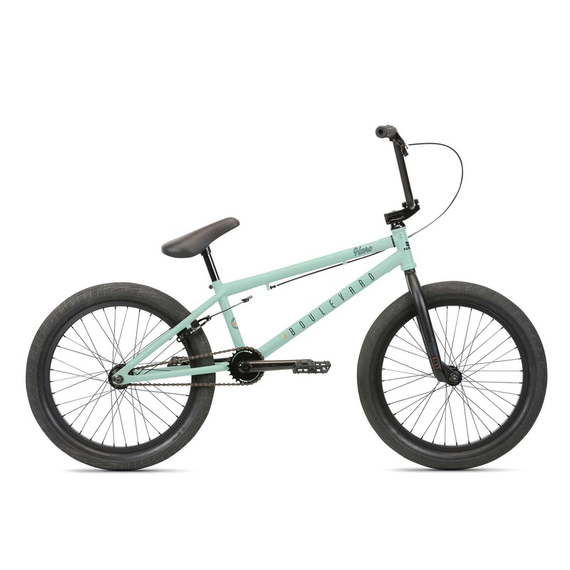 Haro Boulevard Bike|Matte Black / 20.75″ Top Tube|Honey Mustard / 20.75″ Top Tube|Sage Green / 20.75″ Top Tube