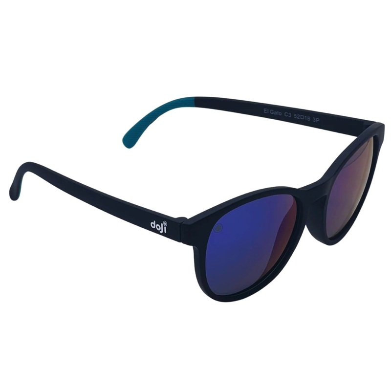 Doji Binxy Looks Good In Black Sunglasses